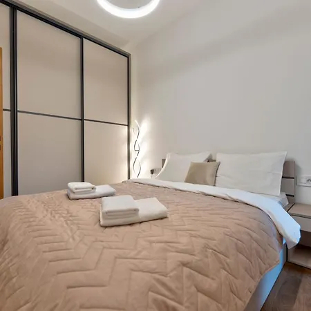 D&a Apartment *